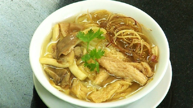 Bún kèn chay với mùi ngải bún đặc trưng