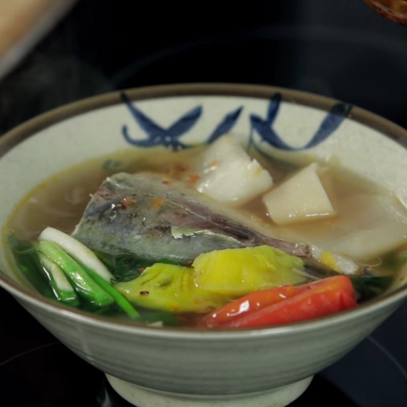 Thành phẩm canh chua măng