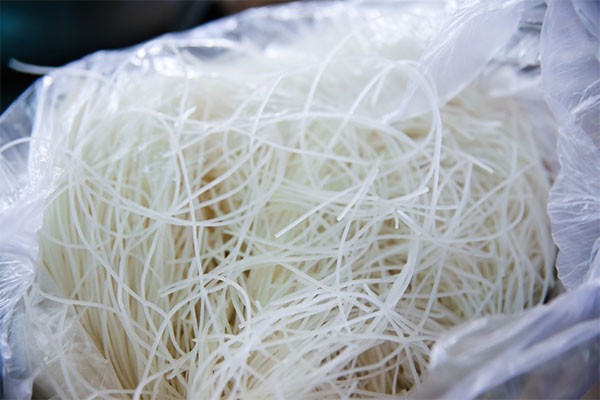 Kinh nghiệm chọn sợi hủ tiếu chất lượng cao, đảm bảo món ăn ngon khi kinh doanh