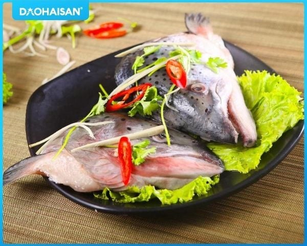 Cách nấu món lẩu ngon đầu cá hồi nấu nấm
