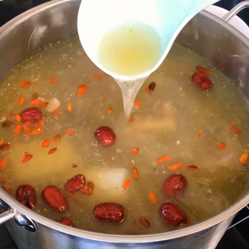 Pha nước chấm chao sả ớt ăn kèm lẩu đuôi bò