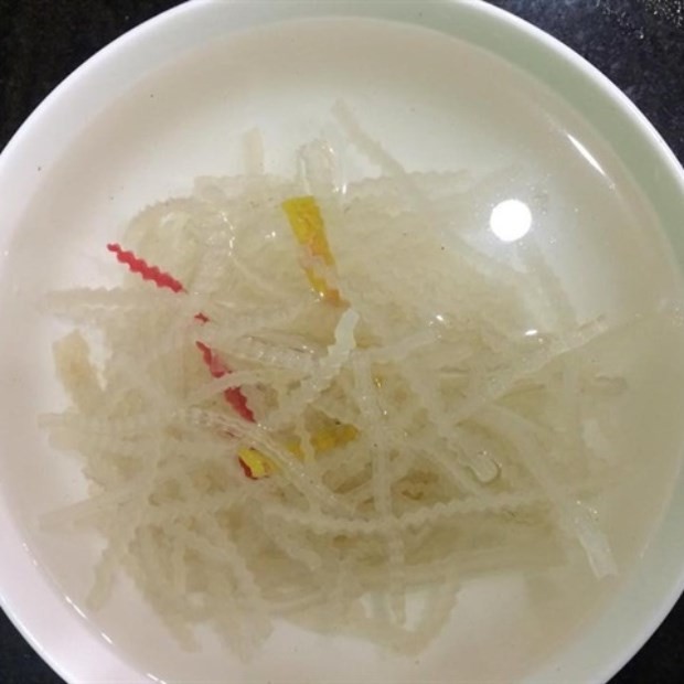 Hỗn hợp đậu đã ngâm và đang chuẩn bị luộc cho món chè miền Tây