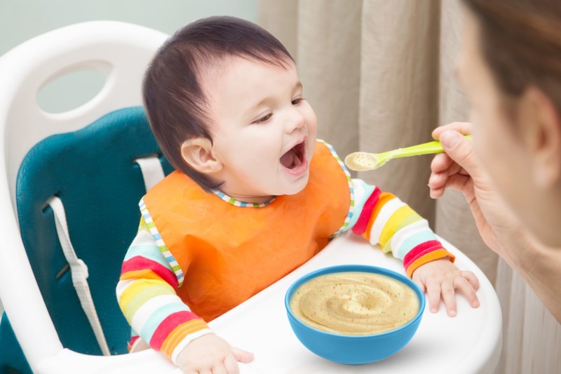 Mẹ cần lưu ý những điều quan trọng khi chế biến cháo gan heo cho bé