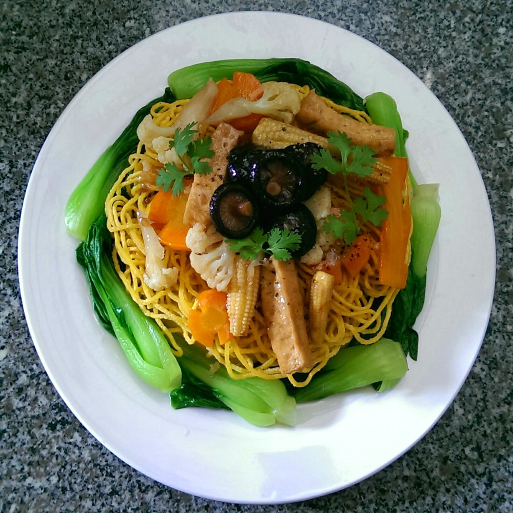 Mì xào giòn