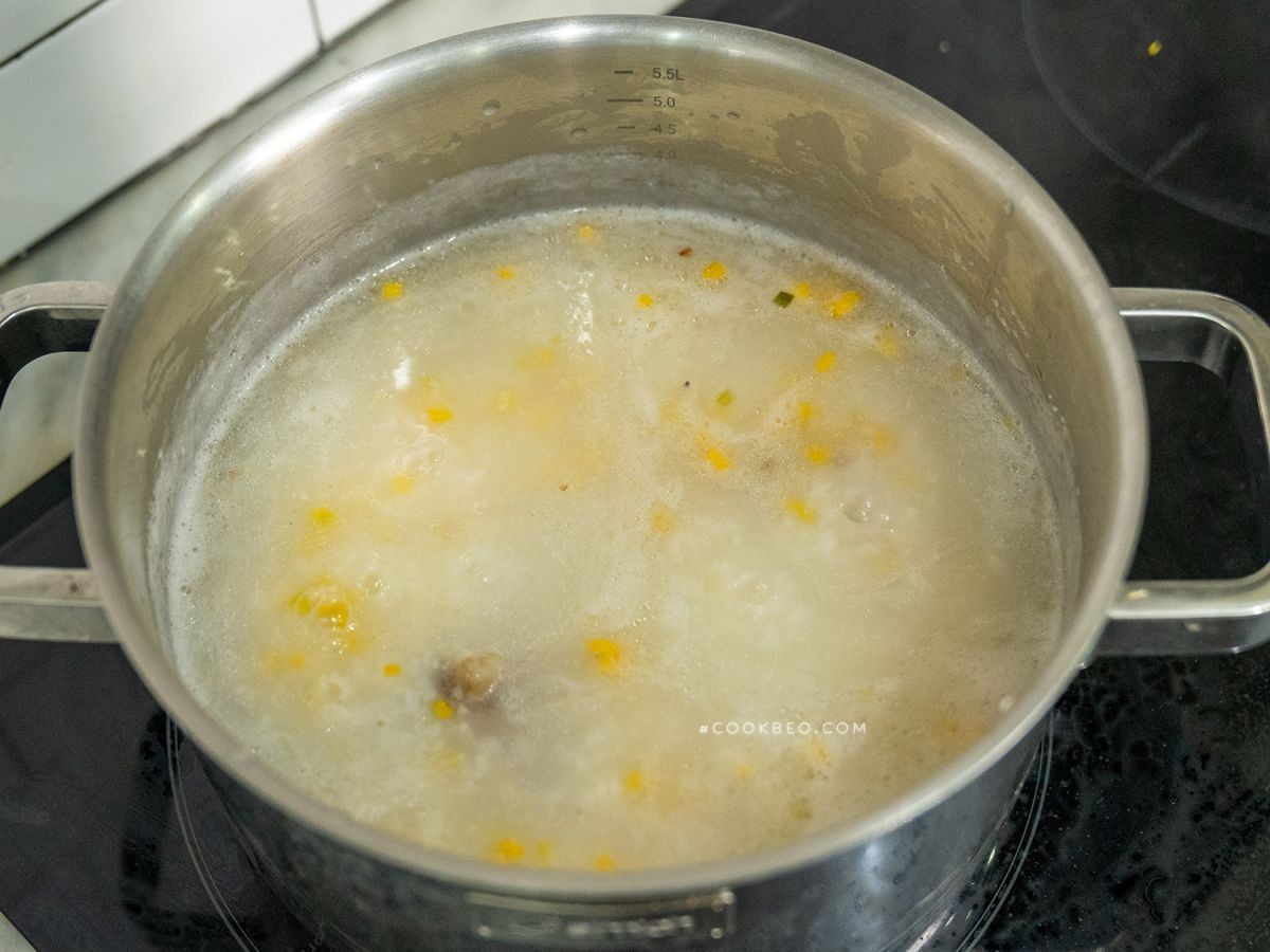 nồi cháo sườn bí đỏ thơm ngon