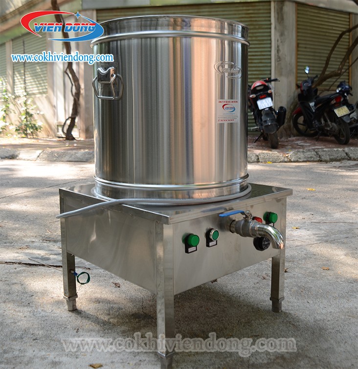 Nồi nấu phở điện 60L đang hoạt động sau khi đấu tủ điện, cách đấu tủ điện nồi nấu phở hiệu quả
