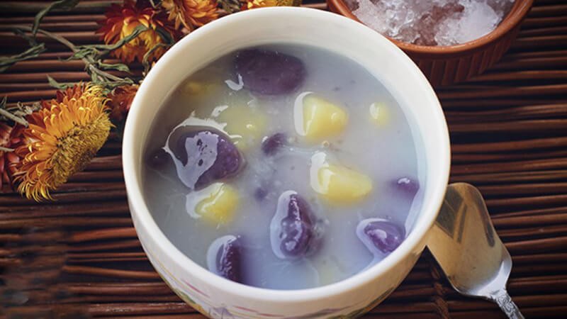 Món chè khoai dẻo thơm ngon, ấm nóng cúng rằm tháng 7