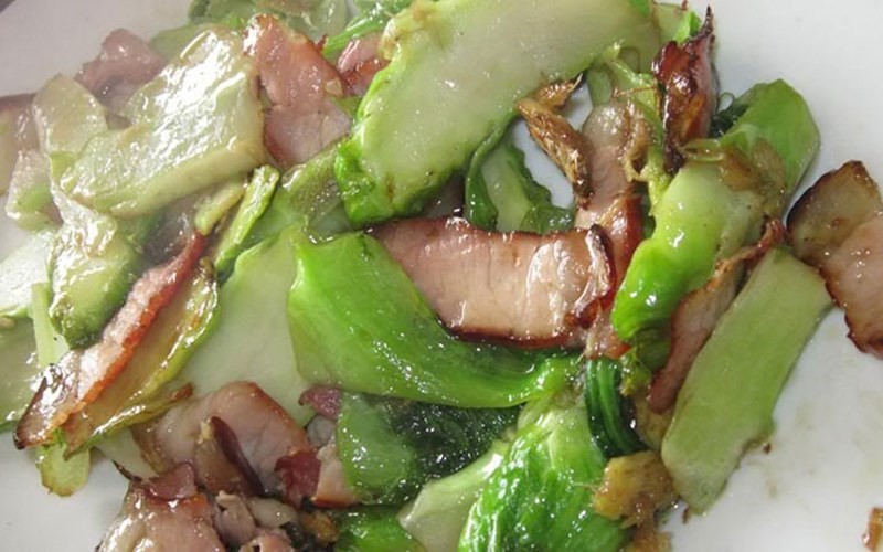 Rau mầm đá xào thịt bò thơm ngon