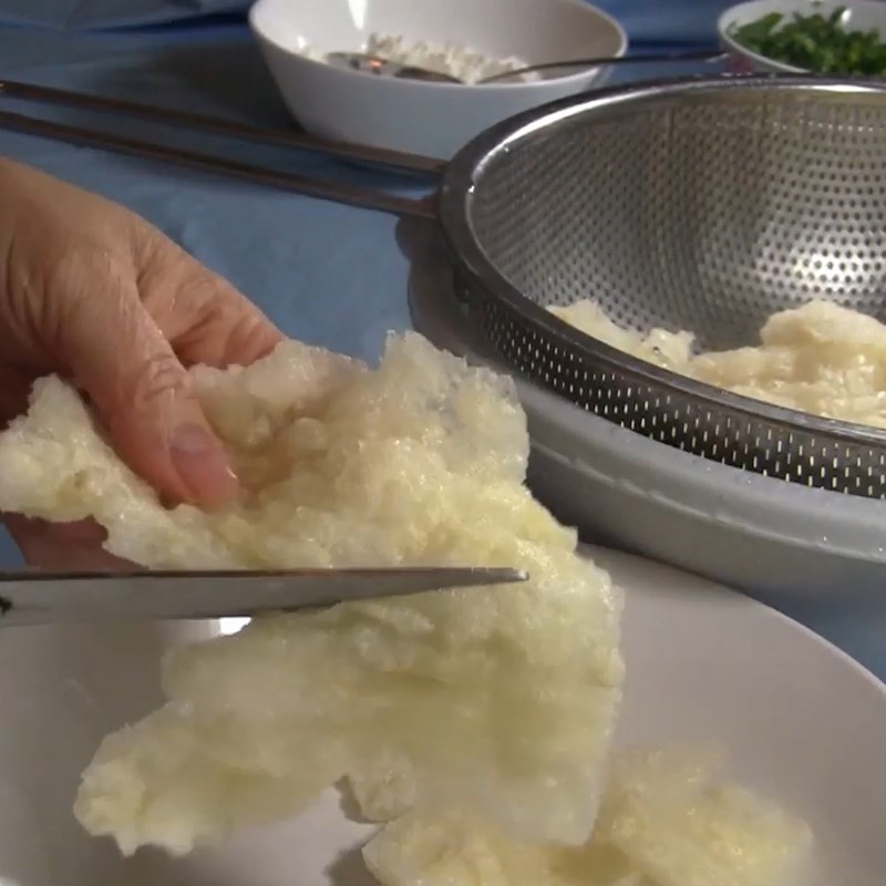 Làm sạch bong bóng cá