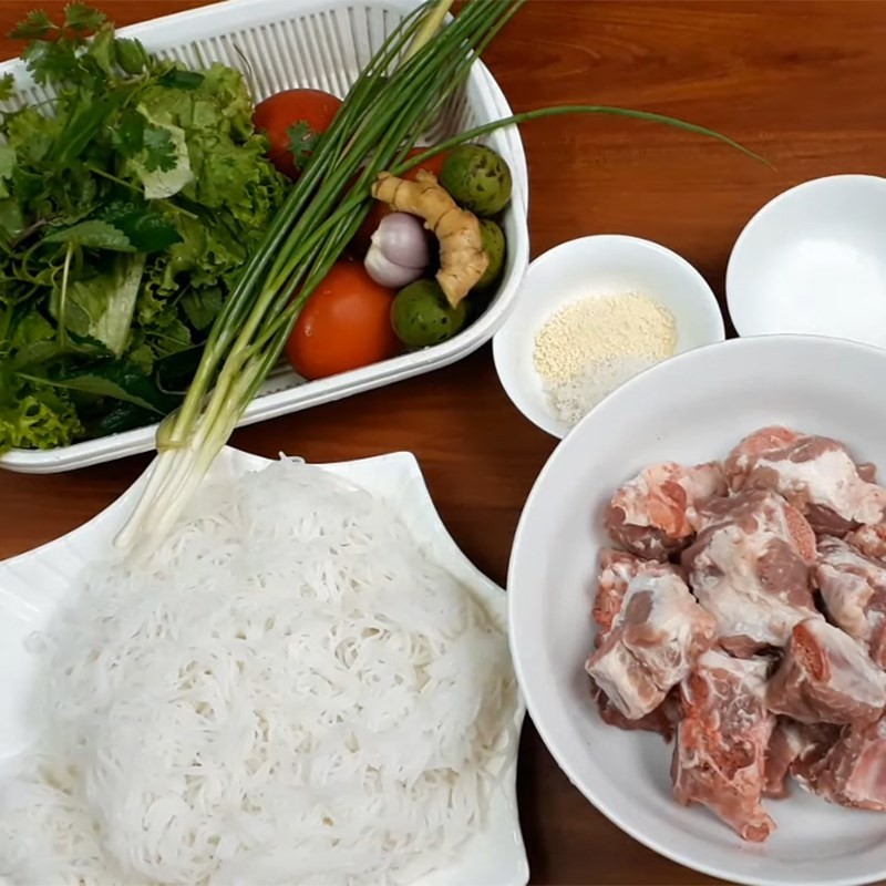 Sơ chế các loại rau cho món lẩu lòng heo
