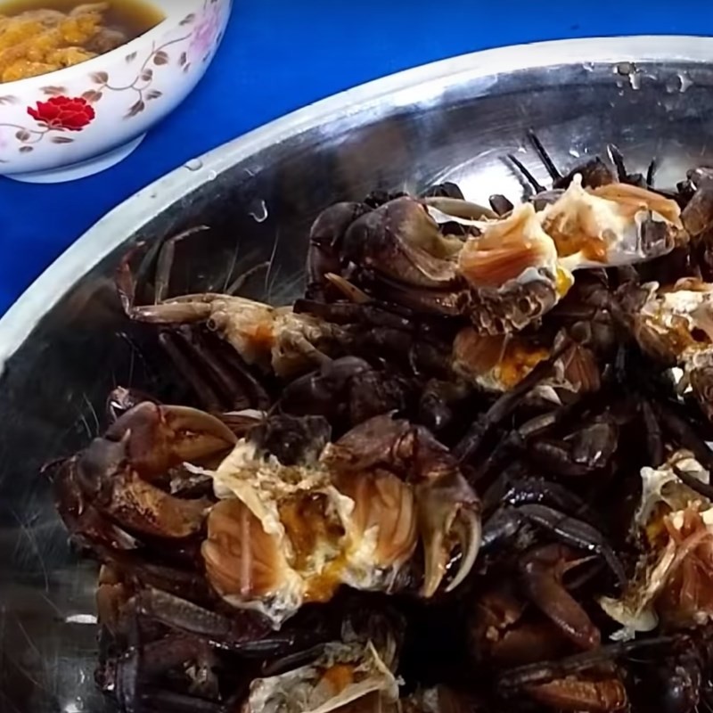 Sơ chế chuối xanh và đậu phụ cho món canh