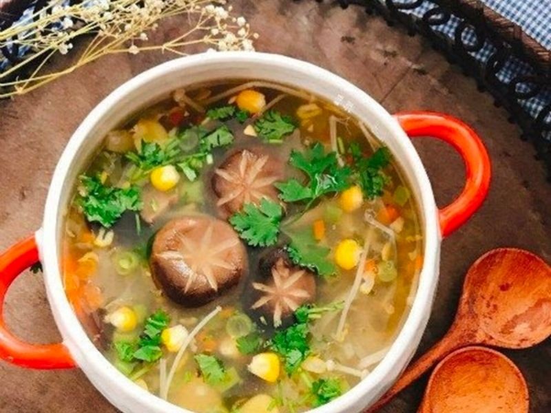 Súp tổ yến nấm hương