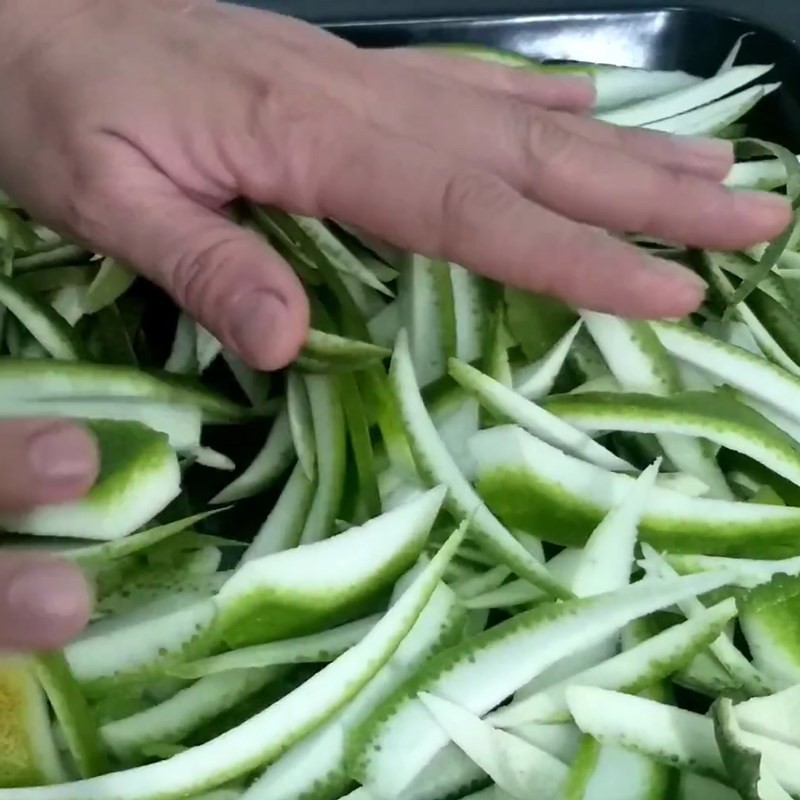 Vỏ bưởi đã phơi khô