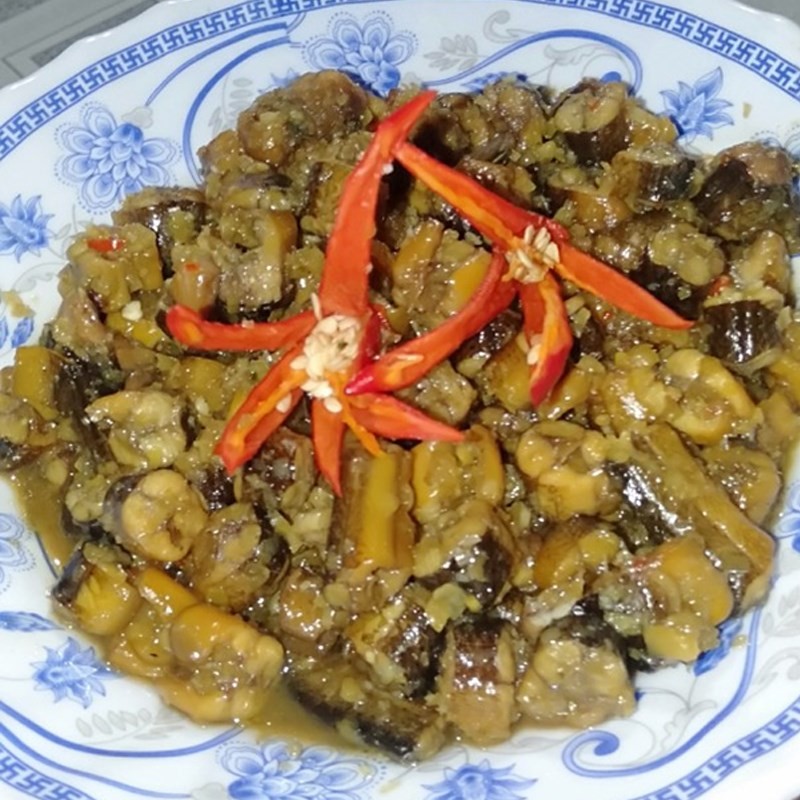 Món lươn xào sả ớt thơm ngon, hấp dẫn đã sẵn sàng để thưởng thức