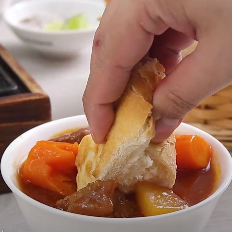 Bò sốt vang hấp dẫn chuẩn vị