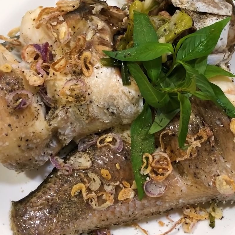 Lẩu cháo cá lóc thành phẩm, hấp dẫn với màu sắc bắt mắt và hương vị đậm đà