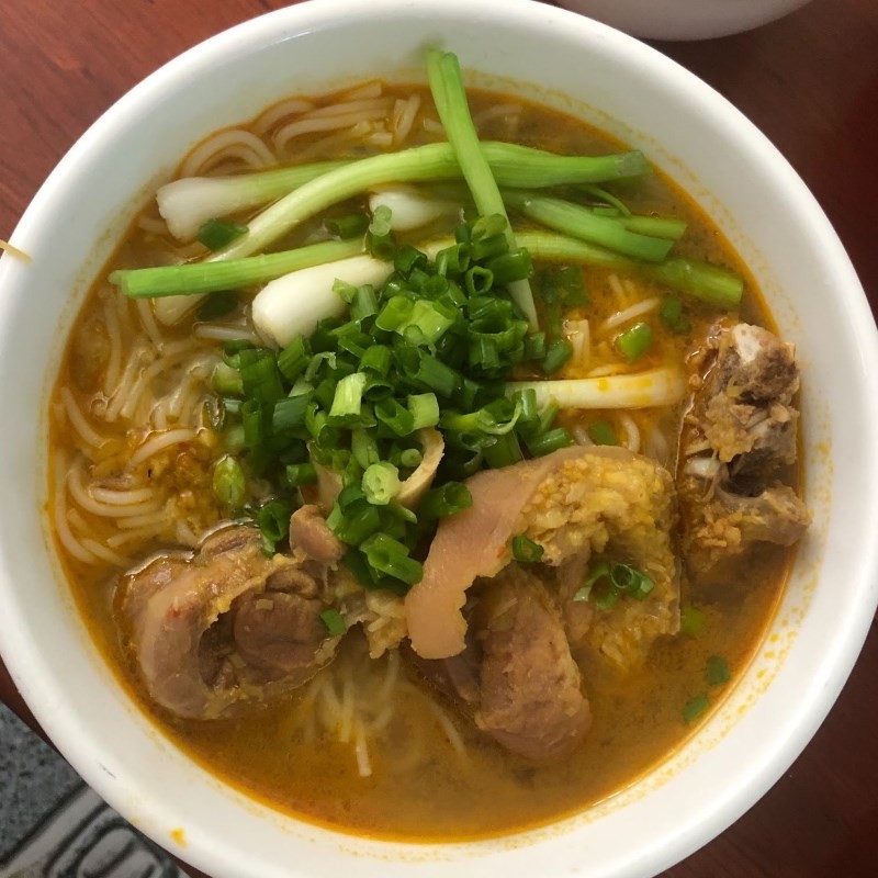 Món giò heo thành phẩm hấp dẫn, sẵn sàng thưởng thức cùng bún