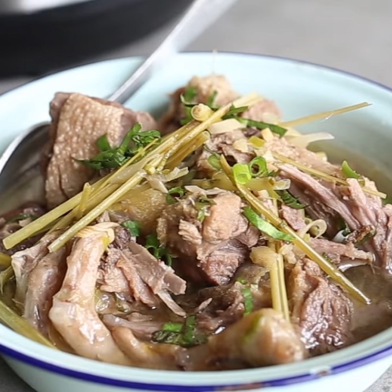 Vịt om sấu thành phẩm từ nồi áp suất
