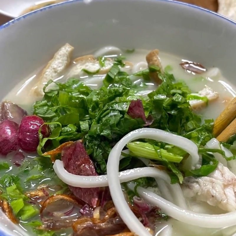 Thành phẩm cháo canh cá lóc thơm ngon, hấp dẫn, sẵn sàng thưởng thức