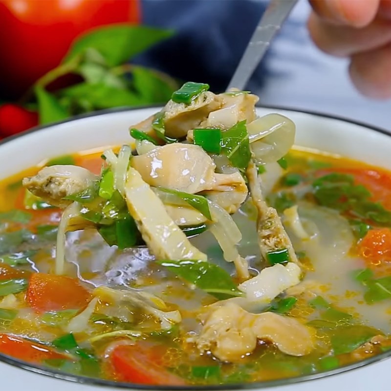 Bát canh chua trai thành phẩm thơm ngon, hấp dẫn