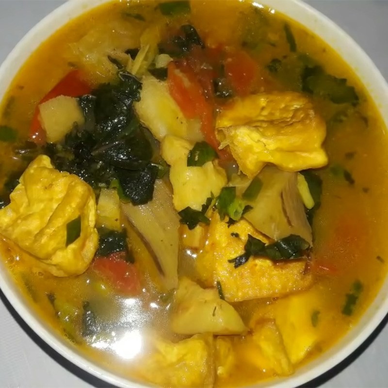 Canh chuối đậu với màu sắc hài hòa và hương vị đậm đà