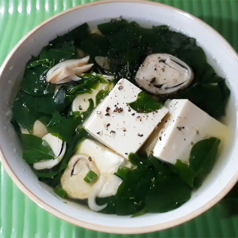 Tô canh khổ qua hầm xương thơm ngon, hấp dẫn sau khi hoàn thành
