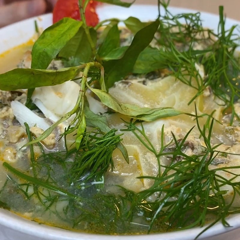 Canh rươi măng đã sẵn sàng để thưởng thức