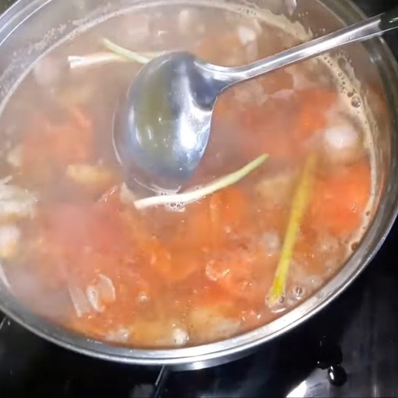 Thành phẩm lẩu lòng heo nóng hổi, thơm ngon