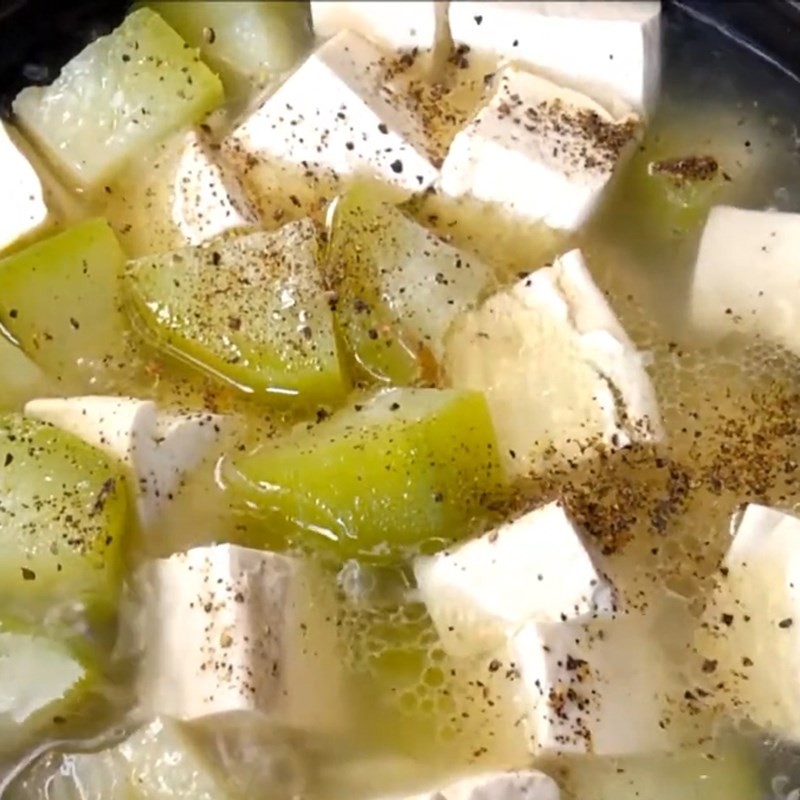 Bát canh rau má tôm khô hấp dẫn