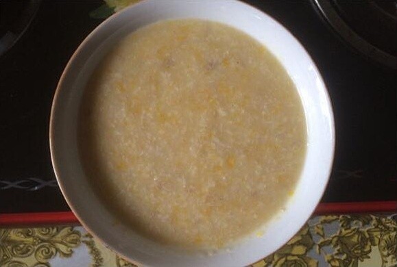 Cháo thịt bò bí đỏ phô mai thơm ngon