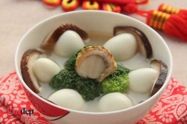 Canh trứng cút sò điệp thơm ngon, bổ dưỡng cho gia đình