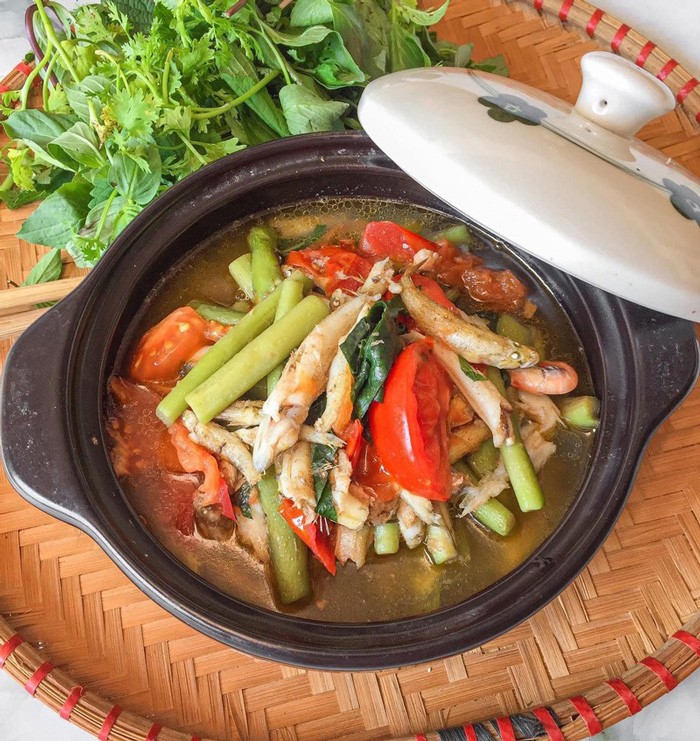 Bát canh khoai ngứa tôm tươi nghi ngút khói, hấp dẫn