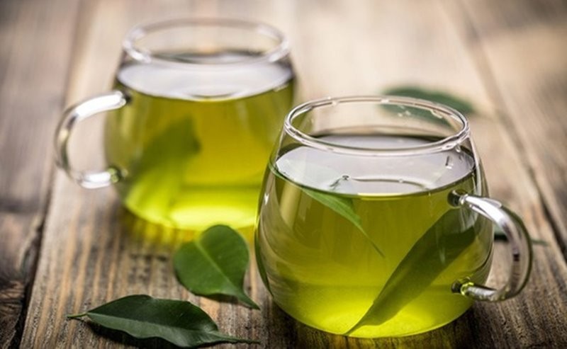 Thời điểm lý tưởng để uống trà xanh tươi hỗ trợ giảm cân