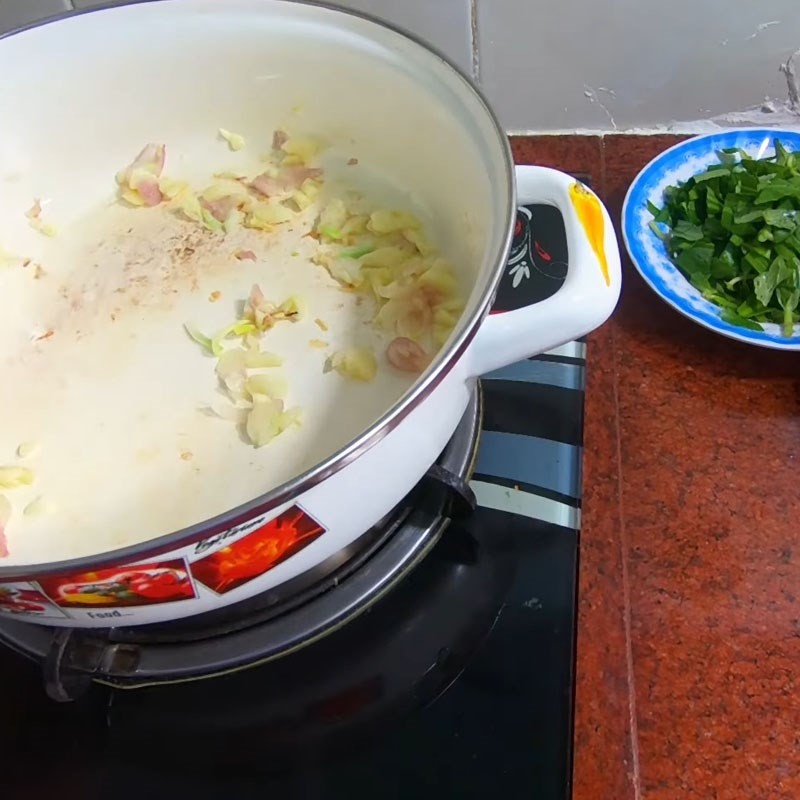 Xào chân gà với hành tỏi phi