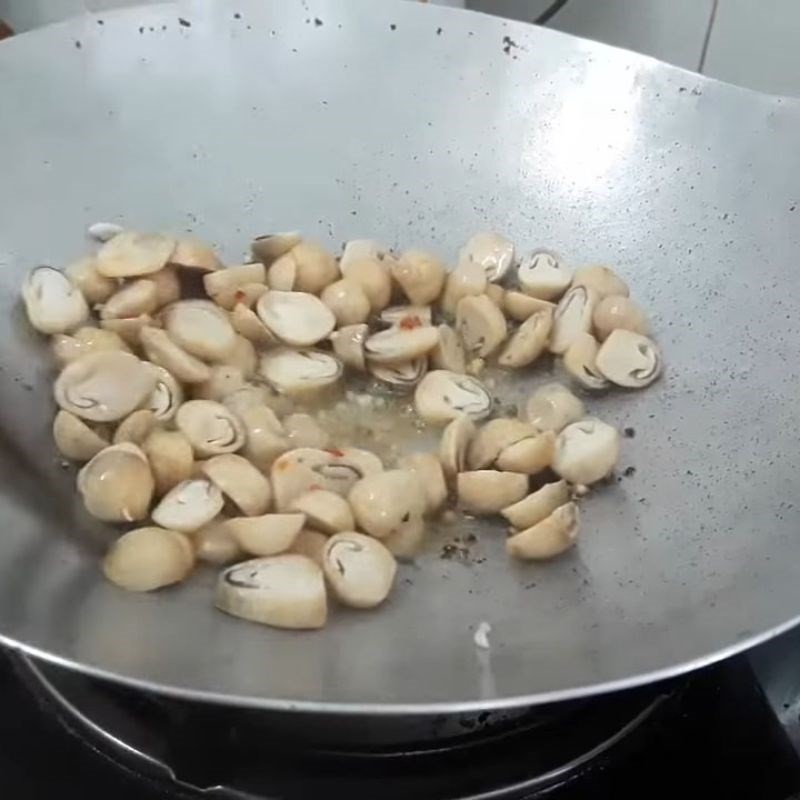 Xào nấm và thịt bò