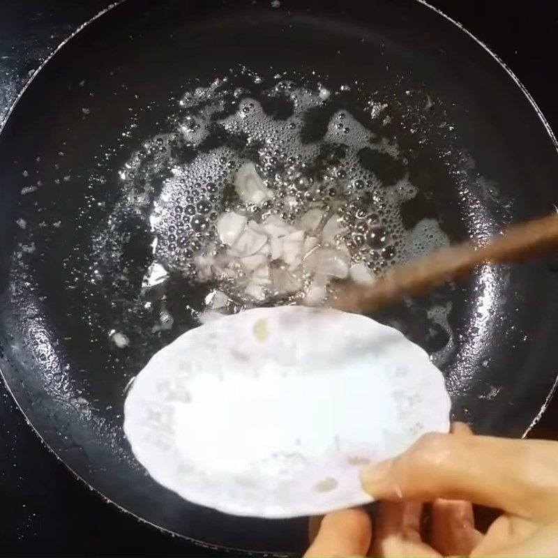 Phi thơm hành tỏi băm