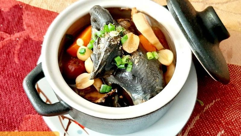 Gà ác hầm sâm đại bổ, món gà ác ngon tẩm bổ phục hồi sức khỏe nhanh chóng