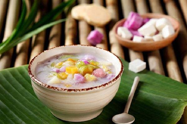 Chén chè Bà Ba đặc trưng Nam Bộ với đủ loại khoai, đậu, nước cốt dừa béo ngậy, gợi ý cách nấu chè ngon.