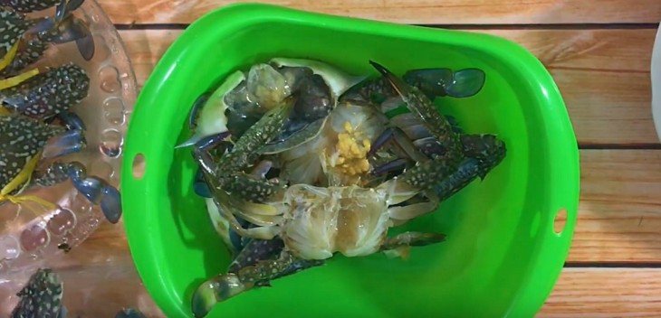 Ghẹ tươi sống đã được sơ chế sạch sẽ