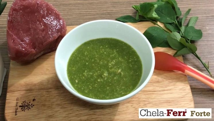 Cháo thịt bò rau ngót, lựa chọn tuyệt vời cho mẹ sau sinh cần lợi sữa.