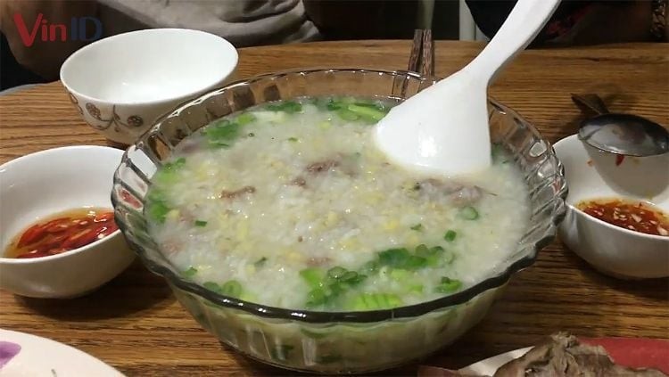 Cháo đậu xanh thịt bò thơm lừng bổ dưỡng