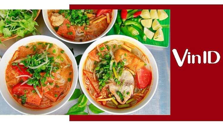 Bát bún chả cá Đà Nẵng hoàn chỉnh với màu sắc bắt mắt và hương vị đặc trưng