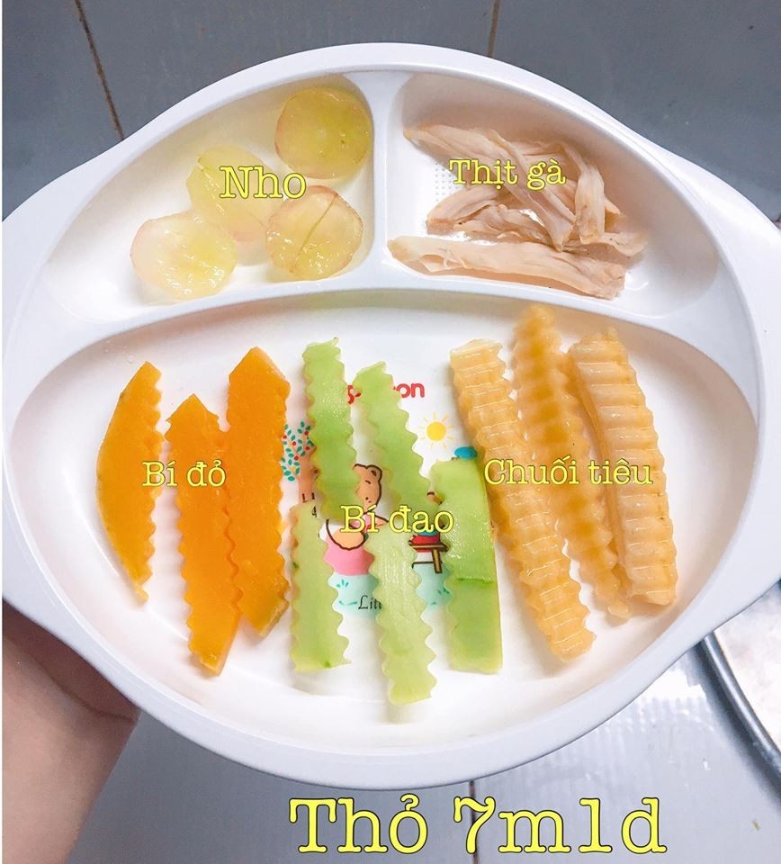 Cách nấu ăn dặm BLW: Bánh mì nhúng trứng rán dễ làm cho bé 7 tháng