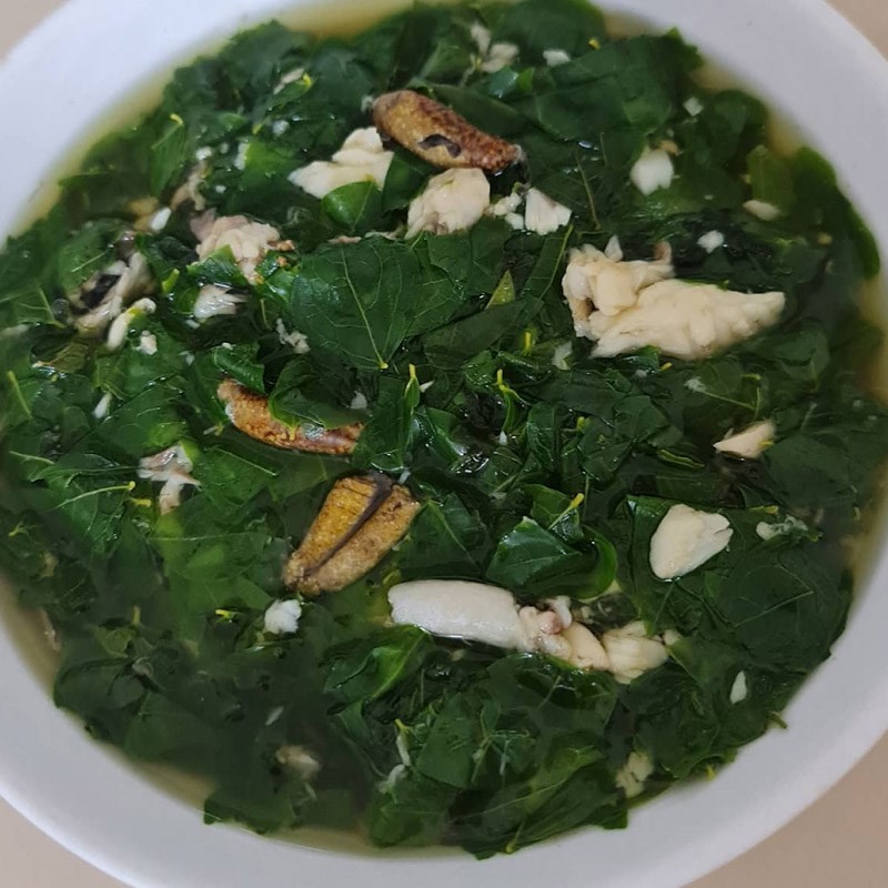 Tô canh cá rô rau ngót nóng hổi, thanh mát đã hoàn thành