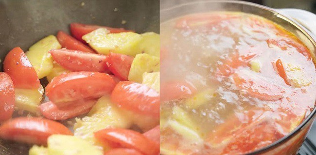 Dứa và cà chua đang được xào trên chảo, tạo màu sắc hấp dẫn và vị chua ngọt tự nhiên cho nước dùng bún cá Nha Trang