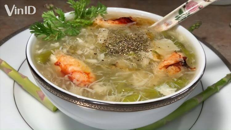Món súp hải sản thập cẩm thơm ngon, hấp dẫn, chuẩn vị nhà hàng