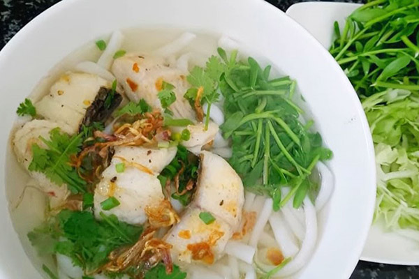 banh canh ca loc