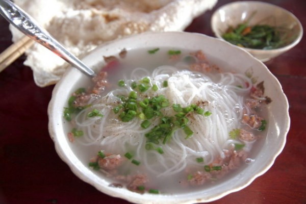 Bún tôm Bình Định nước dùng đặc biệt hương vị khó quên