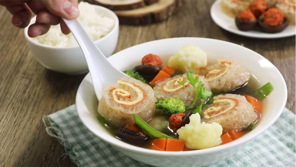 Canh bóng thả Hà Nội tinh tế, truyền thống, một trong các món canh đơn giản nhưng đầy ý nghĩa