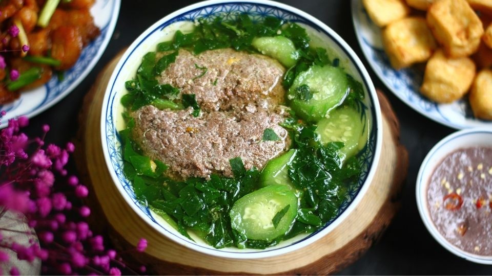 Canh cua mồng tơi thơm béo, mát lành, một trong các món canh đơn giản đậm chất Việt